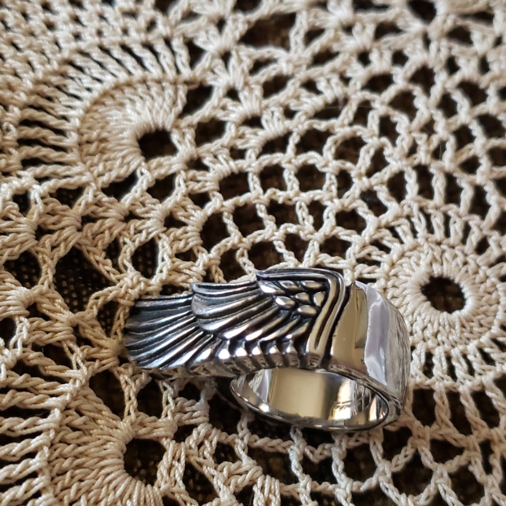 ring - Picture 2 of 2